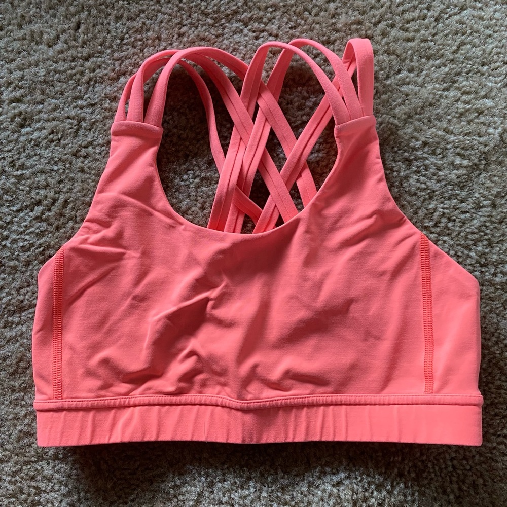 Lululemon pink strappy sports bra